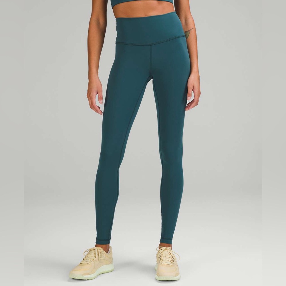 Lululemon Wunder Train High-Rise Tight 23” in Green Jasper